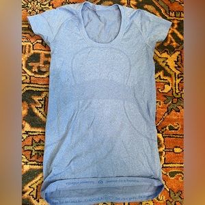 Lululemon swiftly blue size 8